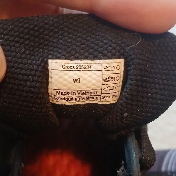 CROCS Literide Pacers - Black & White - Picture 2 of 8